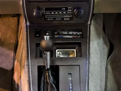 1982 Chevrolet Corvette Other 8 Cylinder Petrol Engine Gold Beige Coupe