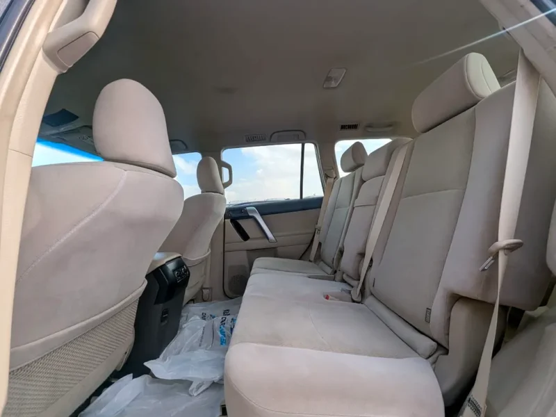 2021 Toyota Prado TXL GCC V6 4.0L Grey Beige SUV IN EXCELLENT CONDITION