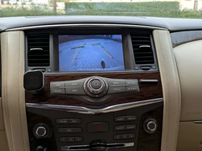 2017 Nissan Patrol SE 6 Cylinder Petrol Engine White Beige SUV GCC Specs