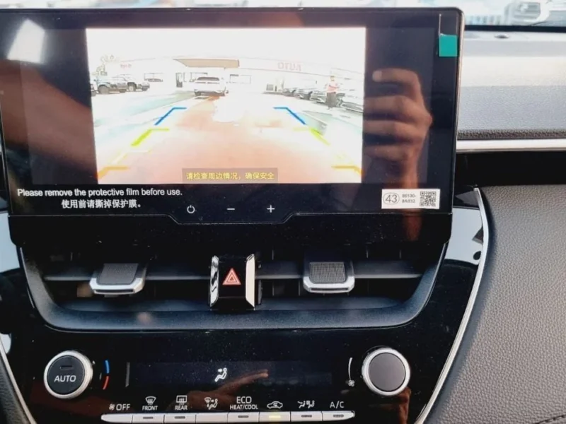 2024 TOYOTA COROLLA CROSS 2.0L HYBRID WITH RADAR 4 Cylinders White Black SUV