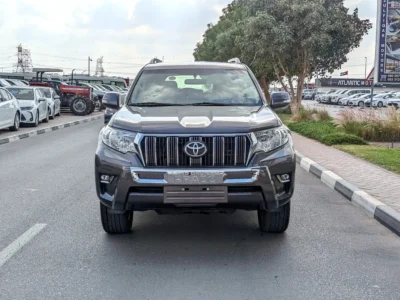 2021 Toyota Prado TXL GCC V6 4.0L Grey Beige SUV IN EXCELLENT CONDITION