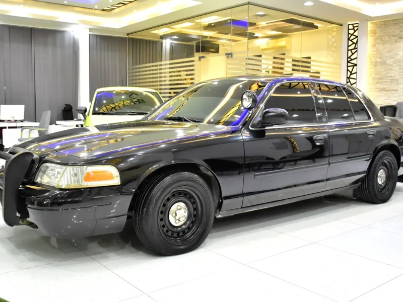 2011 Ford Crown Victoria LX 8 Cylinders Petrol Engine Black Grey Sedan