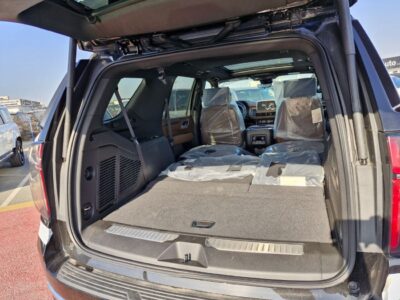 2023 CHEVROLET TAHOE HIGH COUNTRY 6.2L V8 Engine PETROL Black Tan SUV