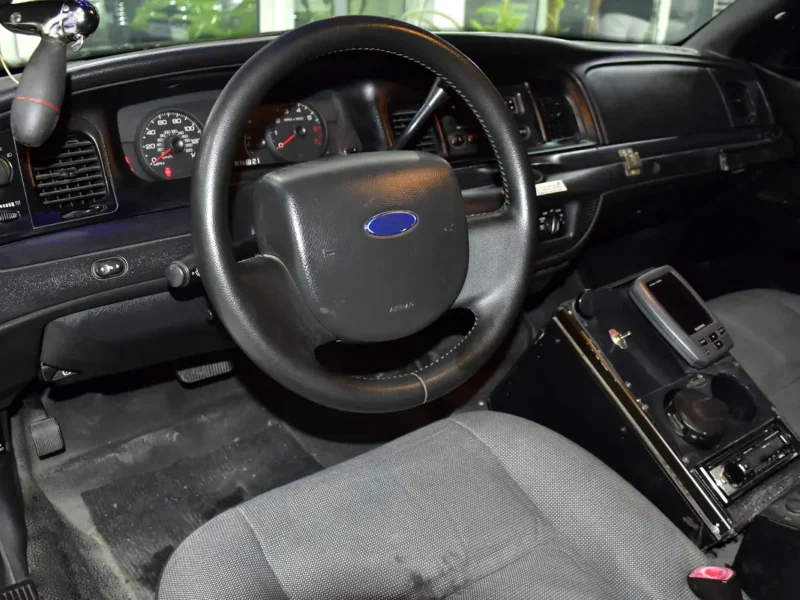 2011 Ford Crown Victoria LX 8 Cylinders Petrol Engine Black Grey Sedan