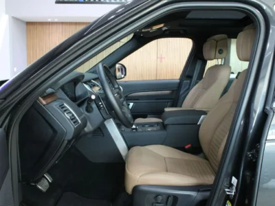 2024 Land Rover Discovery P360 Dynamic HSE 3.0L Inline-6 Grey Tan SUV AWD