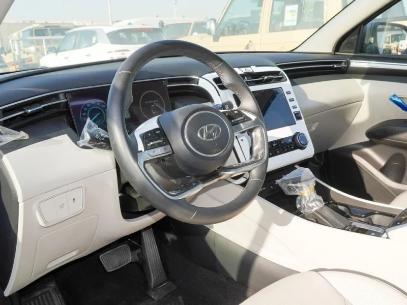2022 Hyundai Tucson 4 Cylinders Petrol Engine Brwon Beige SUV GCC Specs