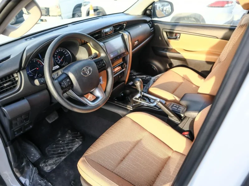 2025 Toyota Fortuner EXR 2.7 Litres 6 Cylinders Petrol Engine White Brown SUV GCC