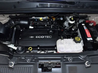 2019 Chevrolet Trax LT 4 Cylinder Petrol Engine Beige Grey Crossover GCC