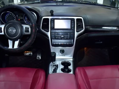 2012 Jeep Grand Cherokee Srt8 8 Cylinder Petrol Engine Black Red SUV GCC