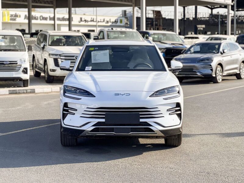 2025 BYD Song Plus Luxury DM-i 1.5L 4 Cylinder Petrol Engine White SUV