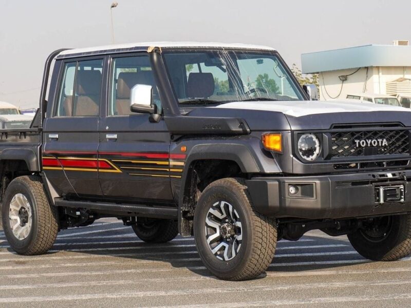 2025 Toyota Land Cruiser Pick Up LX 4.0L V6 Engine AT Grey Tan Pick Up Truck