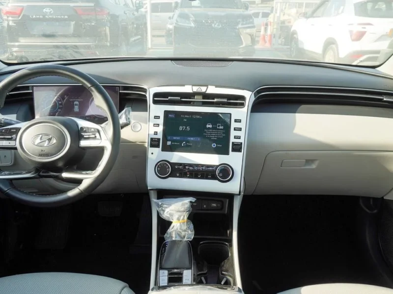2022 Hyundai Tucson 4 Cylinders Petrol Engine Brwon Beige SUV GCC Specs