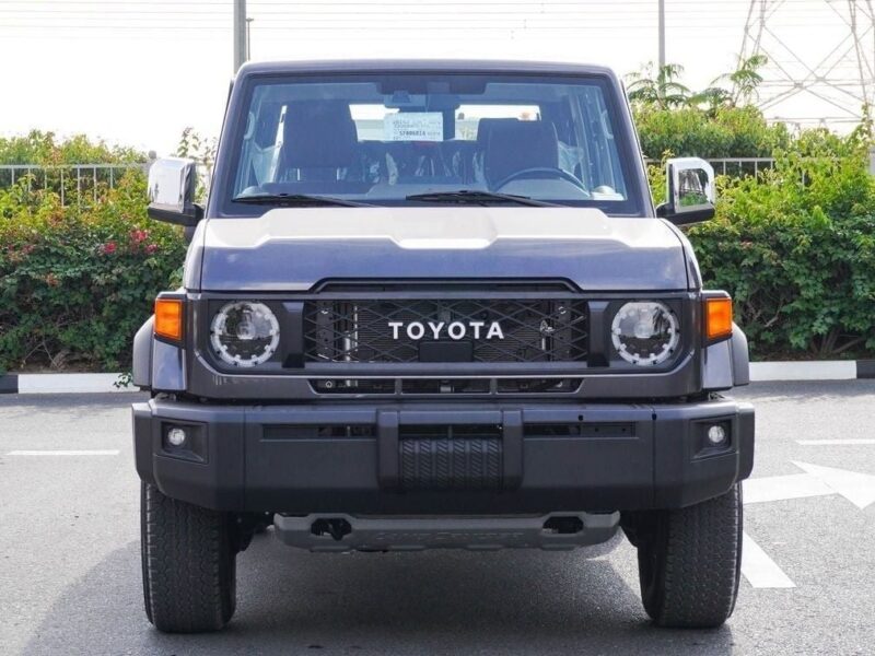 2025 Toyota Land Cruiser Hard Top 4.0L V6 Cylinder Engine AT Grey Tan SUV