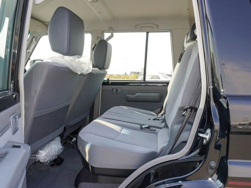 2025 Toyota Land Cruiser Hard Top 4.0L V6 Cylinder Engine AT Black Grey SUV