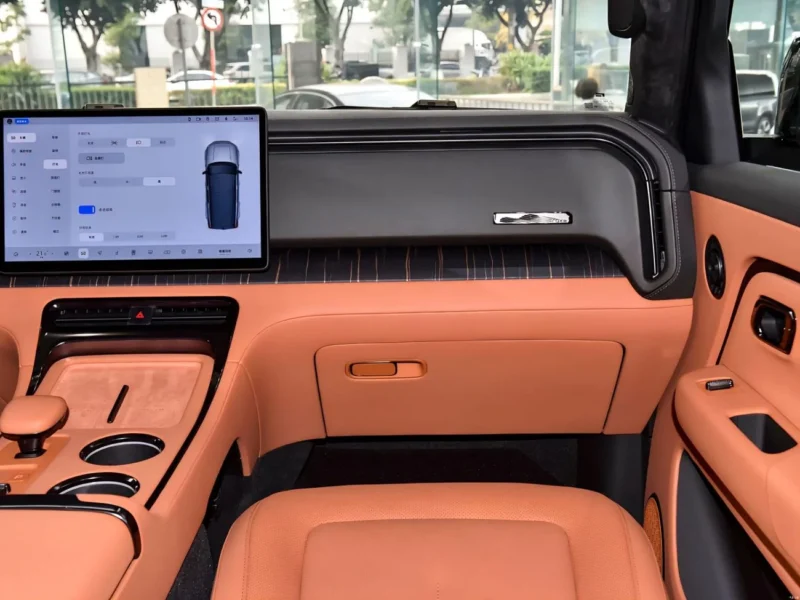 2026 ROX Adamas VIP EREV A/T 4x4 1.5L Turbocharged Black Orage SUV