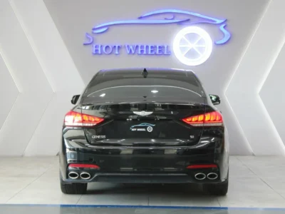 2016 Hyundai Genesis ROYAL 5.0 V8 Cylinders Engine Black Tan SUV AWD