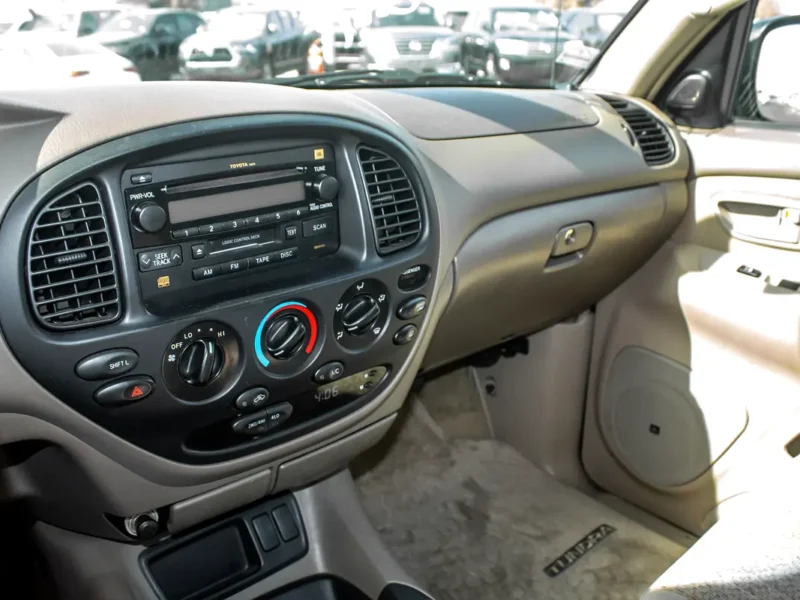 2006 Toyota Tundra Double Cab Limited 8 Cylinder Petrol Engine Black Beige