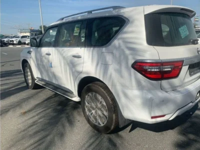 2022 Nissan Patrol LE Titanium 5.6L 8 Cylinder Petrol Engine White Tan SUV GCC