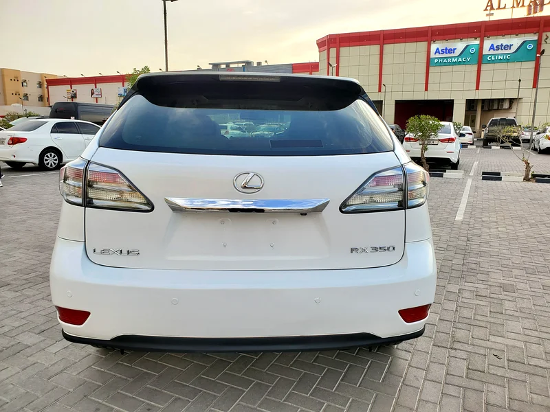 2009 Lexus RX-Series RX350 V6 Engine 3.5 Litres White Beige SUV Full Option GCC