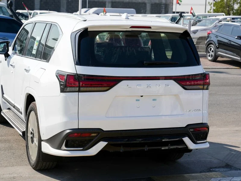 2025 Lexus LX 700h 3.5-liter V6 Twin Turbo Hybrid White Red SUV GCC Specs