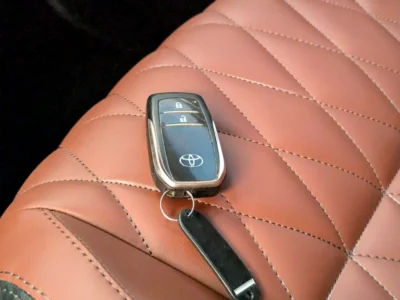 2017 TOYOTA FORTUNER FACELIFTED 2025 GXR V6 Black Brown SUV GCC Specs