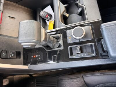 2022 TOYOTA TUNDRA SR5 4x4 3.5 Litre Turbo V6 Engine Green Black Pick UP