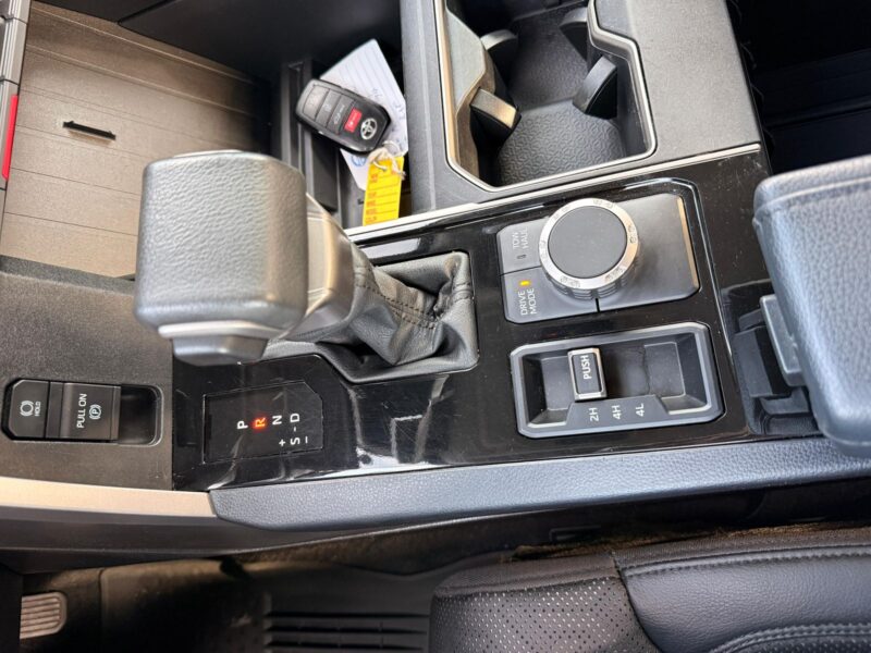 2022 TOYOTA TUNDRA SR5 4x4 3.5 Litre Turbo V6 Engine Green Black Pick UP