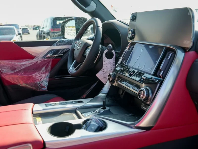 2025 Lexus LX 700h 3.5-liter V6 Twin Turbo Hybrid White Red SUV GCC Specs