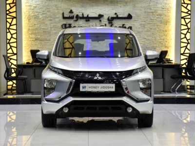 2022 Mitsubishi Xpander Medium Line 4 Cylinder Petrol Engine Silver Black Crossover