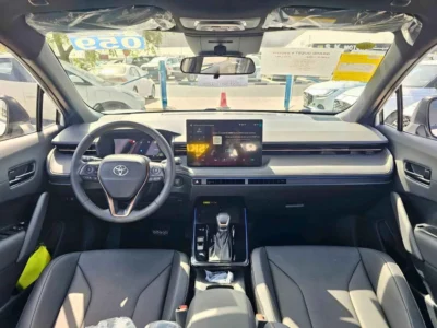 2025 Toyota Frontlander HYBRID LUXURY 2.0L PETROL V4 Engine White Black SUV