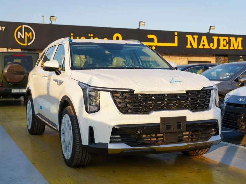 2026 Kia Sorento 3.5-liter 6 Cylinder Petrol Engine White Beige SUV GCC Specs