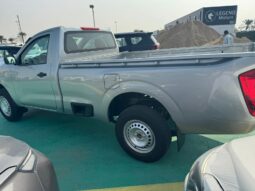 2024 Nissan Navara 2.3 L Turbo-Diesel inline‑4 Cylinder Engine Silver Black Pick Up