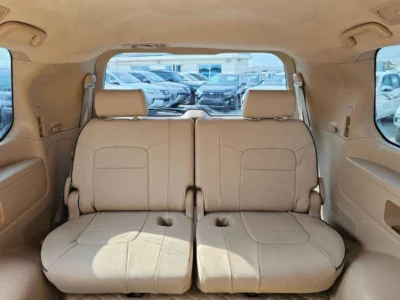 2015 Toyota Land Cruiser GR SPORT 4.6 Litres V8 Cylinder Engine Green Beige SUV