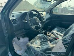 2024 Nissan Navara 2.3 L Turbo-Diesel inline‑4 Cylinder Engine Silver Black Pick Up