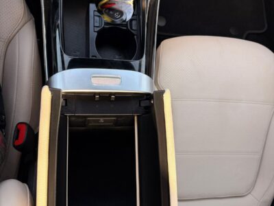 2025 MERCEDES-BENZ C 300 2.0 Litre V4 Engine Turbo White Sedan RWD