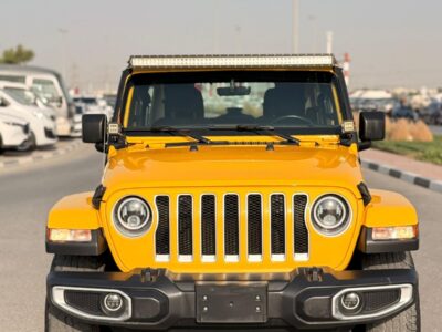 2020 Jeep Wrangler Unlimited Sahara 3.6L V6 4x4 Yellow Black SUV