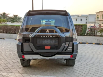 2017 Mitsubishi Pajero GLS V6 3.5L GCC MID OPTION Grey Brown SUV GCC