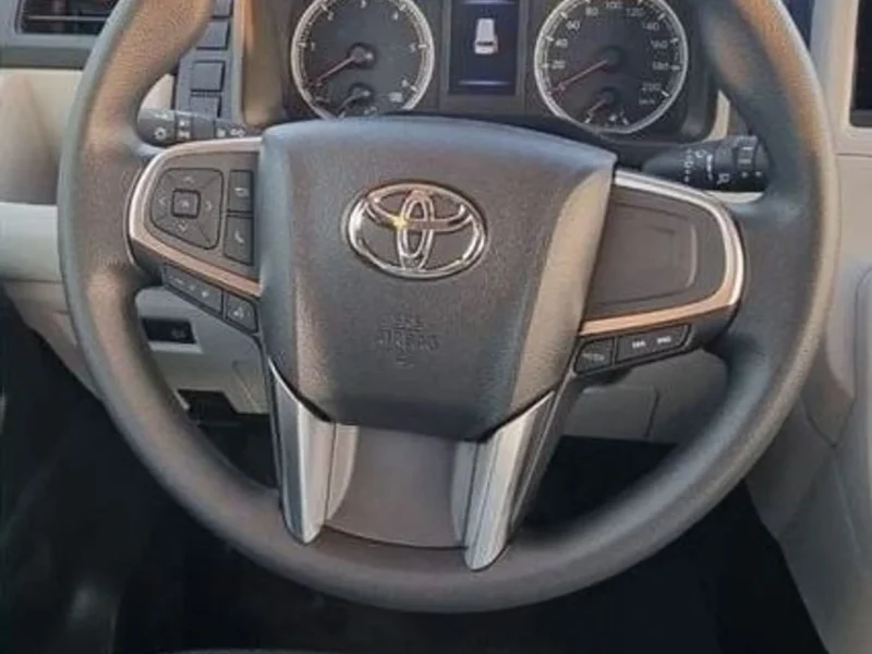 2025 TOYOTA HIACE HIGHROOF 2.8L DIESEL MT 4 Cylinders White Grey Van