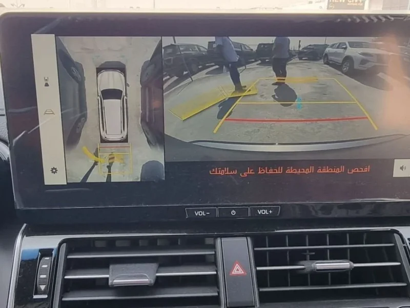 2025 TOYOTA LAND CRUISER 3.3L DIESEL VXR FULL OPTION Black Red SUV