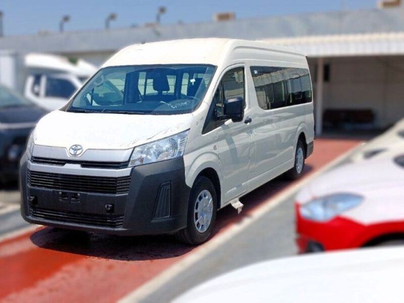 2025 Toyota HiAce 2.8L 4 Cylinders Diesel Engine Manual White Black Van