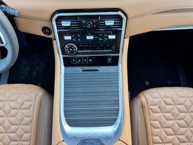 2025 NISSAN PATROL SE PLATINUM 3.8L V6 Engine Green Tan SUV FULL OPTION