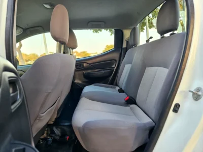 2022 Mitsubishi L200 Double Cabin 4X2 Premium Condition White Grey Pick UP