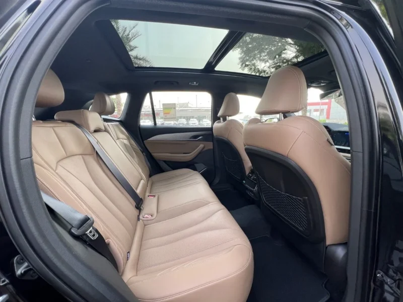 2026 Renault Koleos LE 2.5 Litres 4 Cylinders Petrol Engine Black Tan SUV 4x4