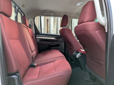 2019 Toyota Hilux Double Cab GLX AWD P 2.4 V4 DIESEL White Red Pick UP