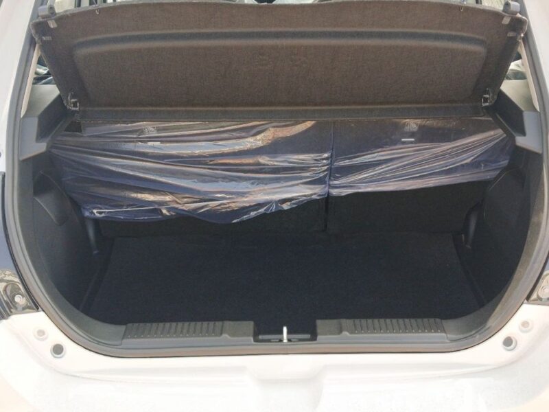 2025 Suzuki SWIFT GLX 1. 2 Litres 4 Cylinders Petrol Engine White Black Hatchback