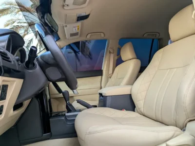 2017 TOYOTA PRADO GCC V4 2.7L White Beige SUV IN EXCELLENT CONDITION