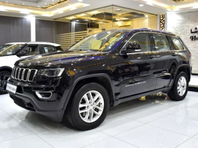 2018 Jeep Grand Cherokee Laredo 6 Cylinders Petrol Engine Black Beige SUV