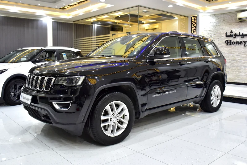 2018 Jeep Grand Cherokee Laredo 6 Cylinders Petrol Engine Black Beige SUV