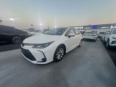 2024 TOYOTA COROLLA 1.8L HEV 4 Cylinders Engine White Black Sedan FWD