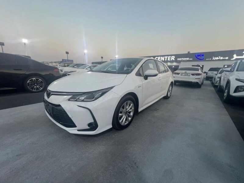 2024 TOYOTA COROLLA 1.8L HEV 4 Cylinders Engine White Black Sedan FWD